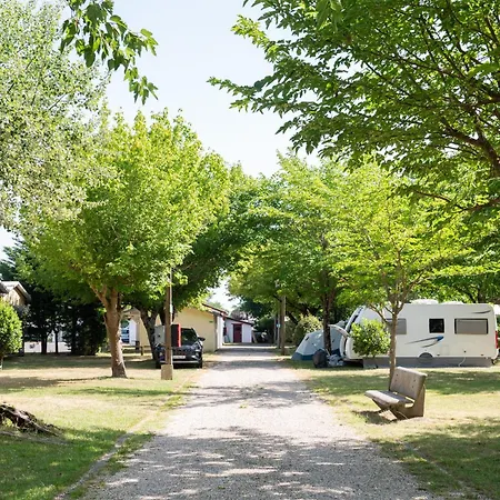 Campingplatz Routes Du Monde Atc La Hume-arcachon *